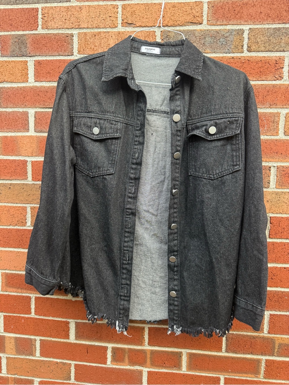 Zeagoo Women’s Black Oversized Denim Shacket Size Small 98% Cotton Raw Hem